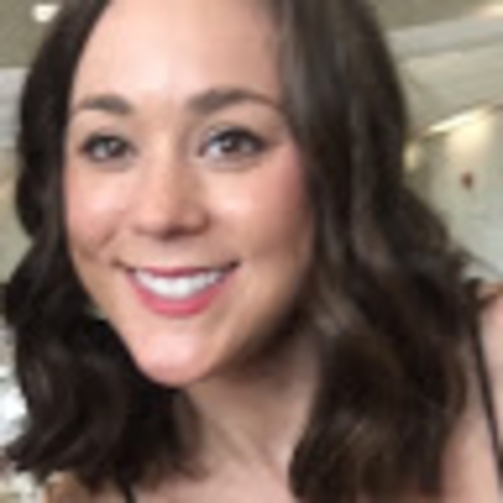 Meet your Posher, Elyse